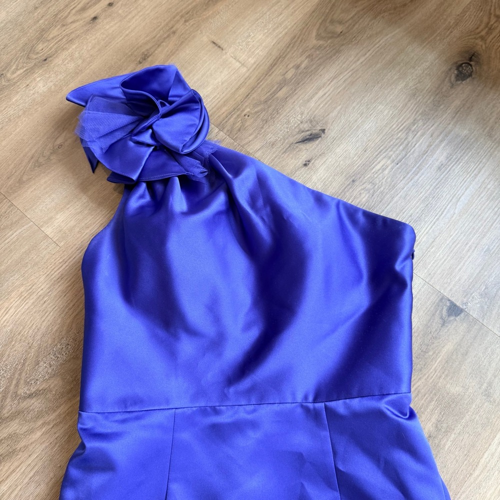 Badgley Mischka Purple One Shoulder Rosette Satin Cocktail Dress Size 8 - Picture 2 of 8